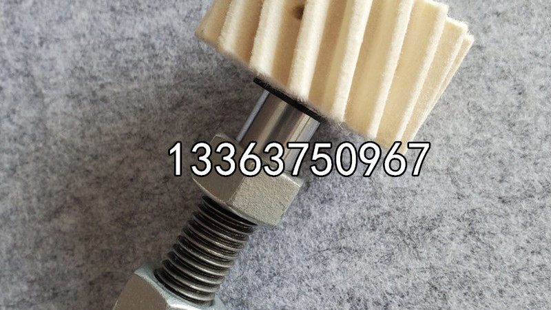重载关节轴承与普通关节轴承：性能差异与选型要点